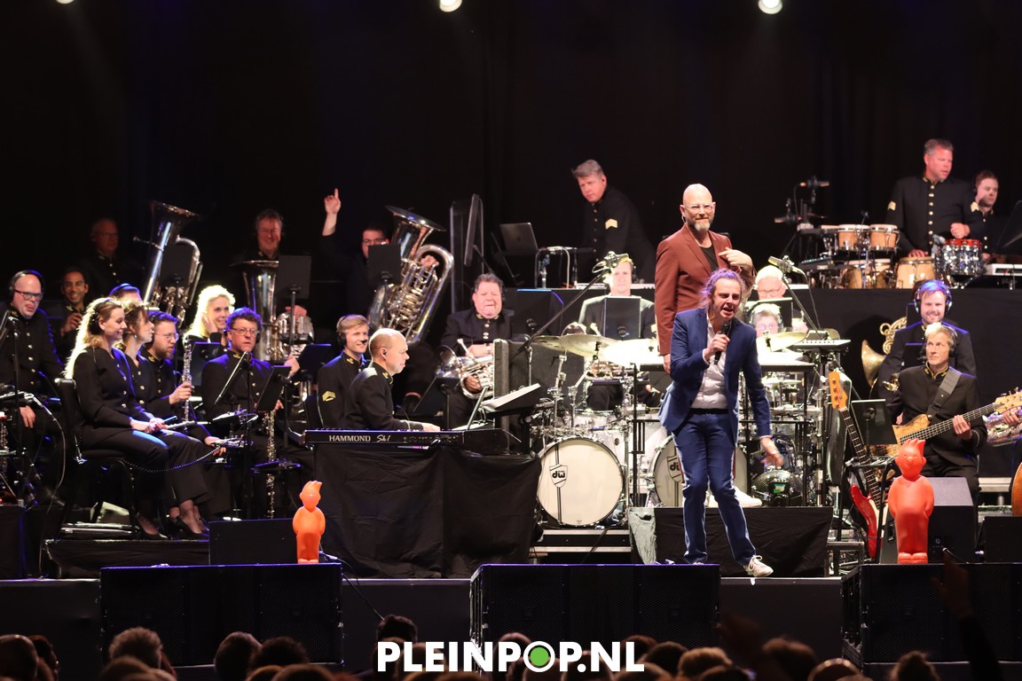 Donderdagavond 13 04 2023              (60)